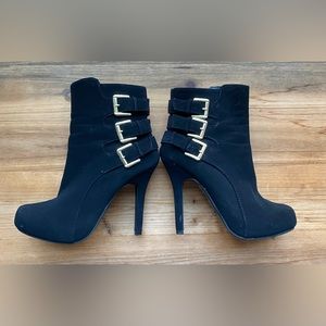 Madeline Girl Boots Shoes 5.5